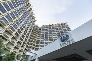 Front of property - The Sultan Hotel & Residence Jakarta (Jakarta)