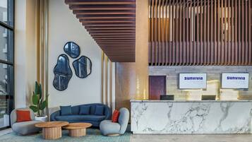 Lobby lounge