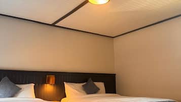 Standard Double Room | Bed sheets