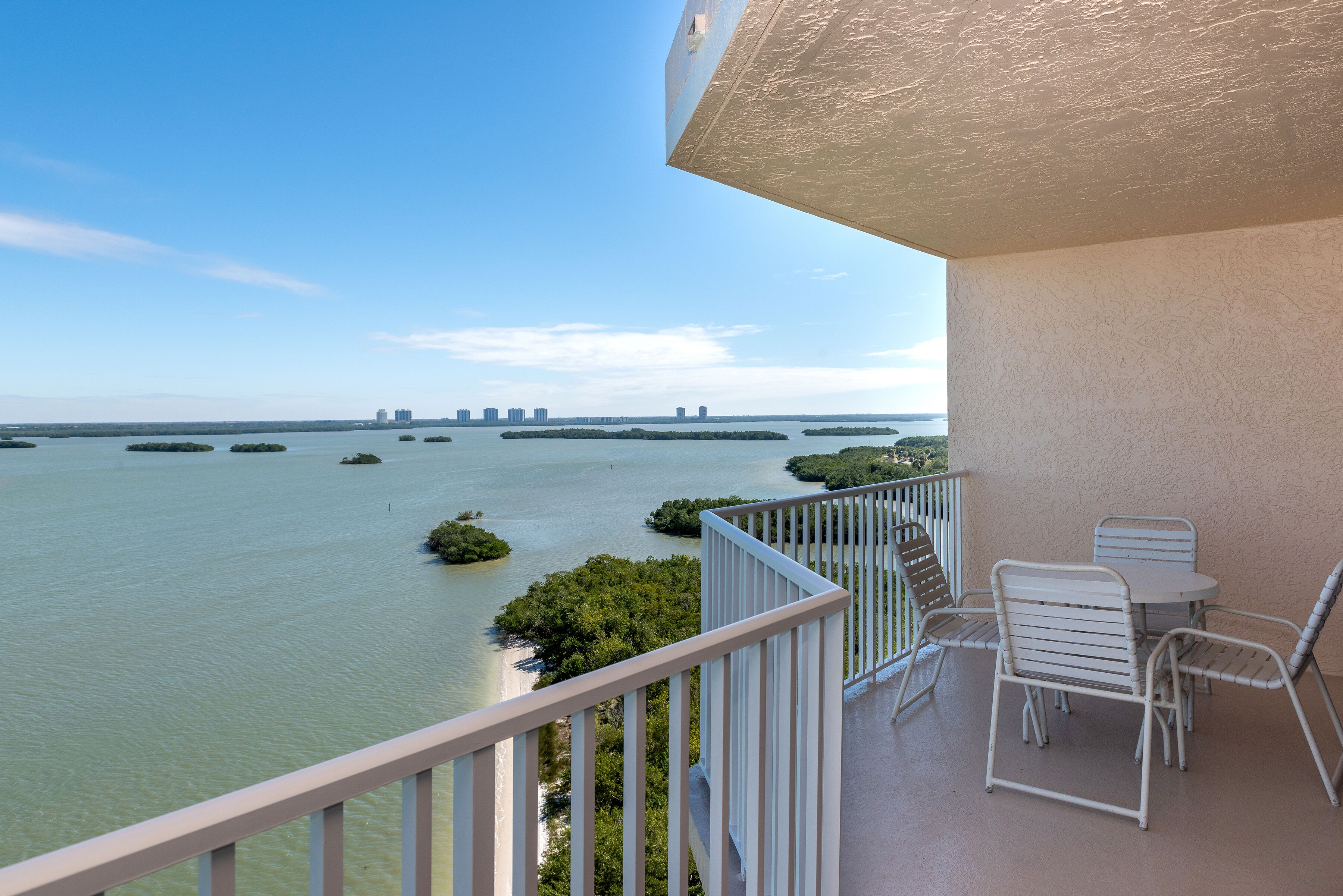 Suite | Vue du balcon