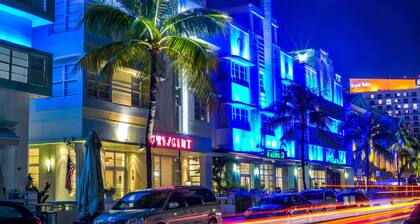 Hilton Vacation Club Crescent on South Beach Miami