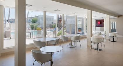 Red Roof Inn Tucson Downtown – University