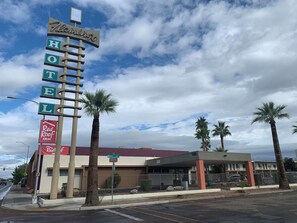 Exterior - Red Roof Inn Tucson Downtown – University (Tucson)