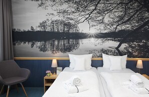 Double room main building | 1 bedroom, hypo-allergenic bedding, desk, WiFi