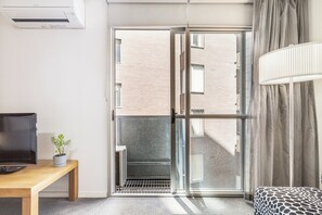 Studio Apartment | Balcony