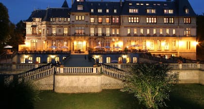 Hôtel Château de Montvillargenne