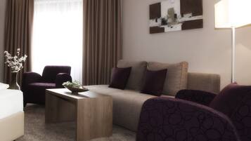 Literie hypoallergénique, couette en duvet d'oie, minibar