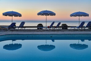 Seasonal outdoor pool, open 9:30 AM to 6:00 PM, pool umbrellas - Porto Sisi Hotel Apartments (Agios Nikolaos)