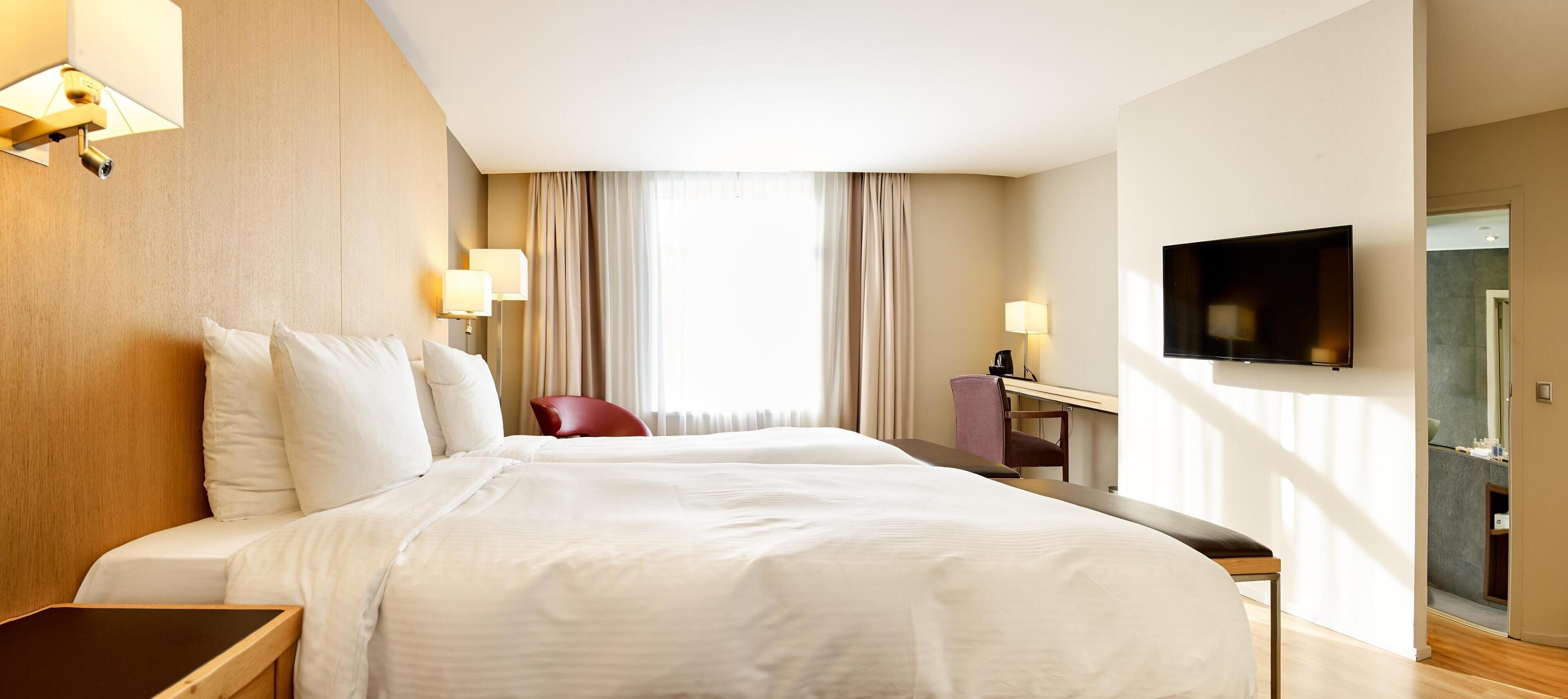 Superior Room | In-room safe, desk, soundproofing, free cribs/infant beds