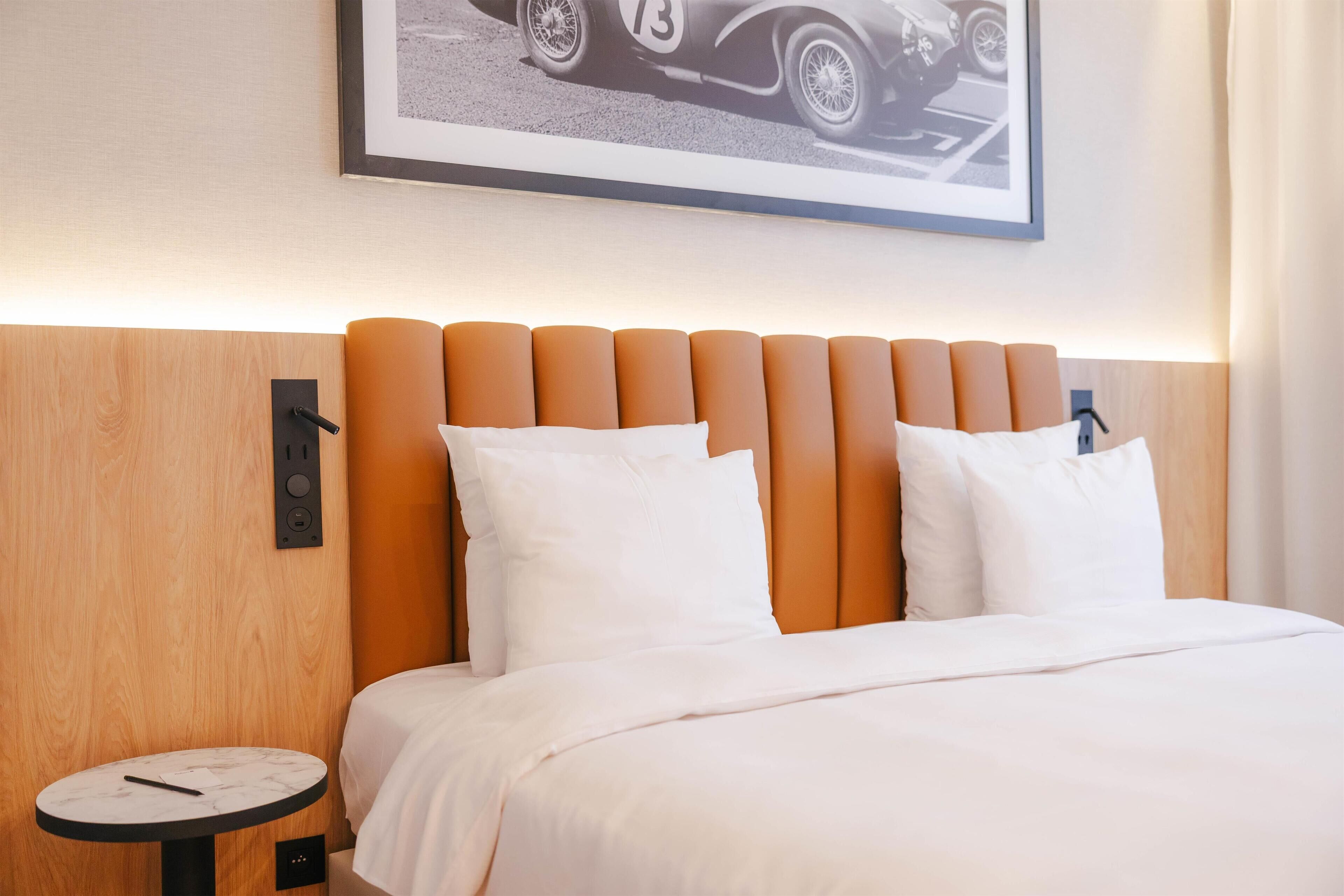 Suite, 1 Bedroom, Balcony | In-room safe, desk, soundproofing, free cribs/infant beds