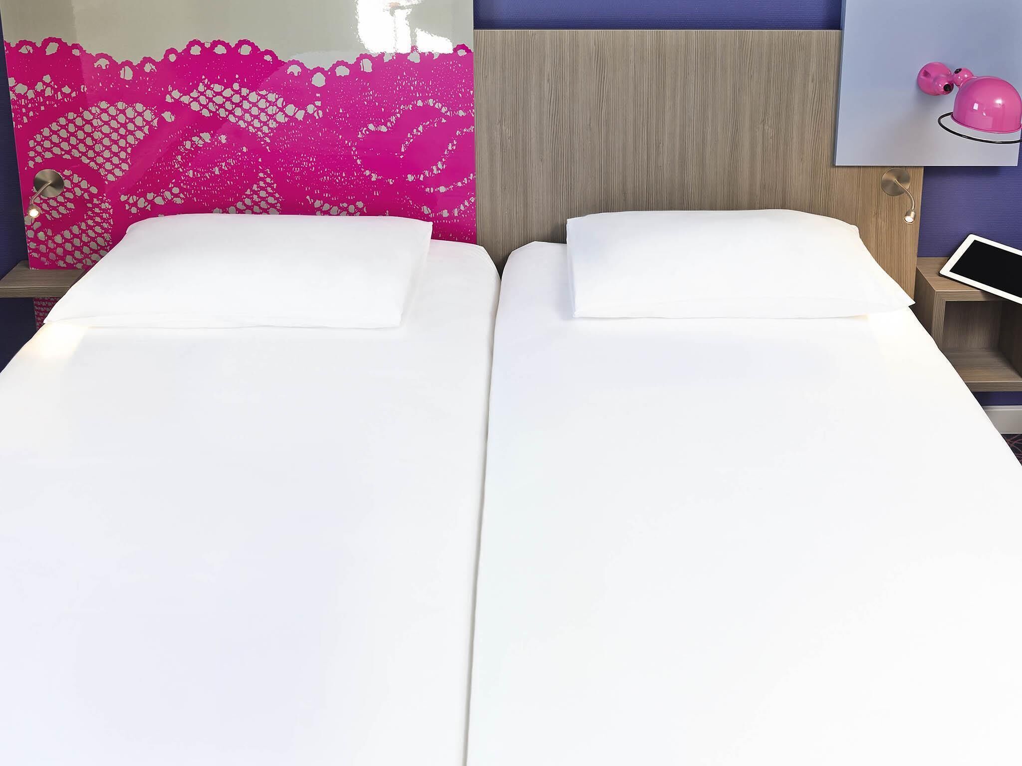 Standard Room, 2 Single Beds | Premium bedding, desk, blackout curtains, soundproofing