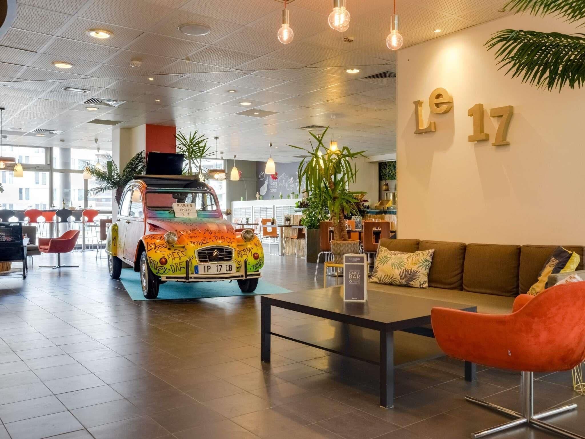 3 Restaurants; Mittagessen und Abendessen werden serviert