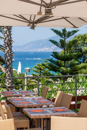 Spécialités Cuisine régionale, vue sur la plage