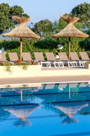 Outdoor pool, pool loungers