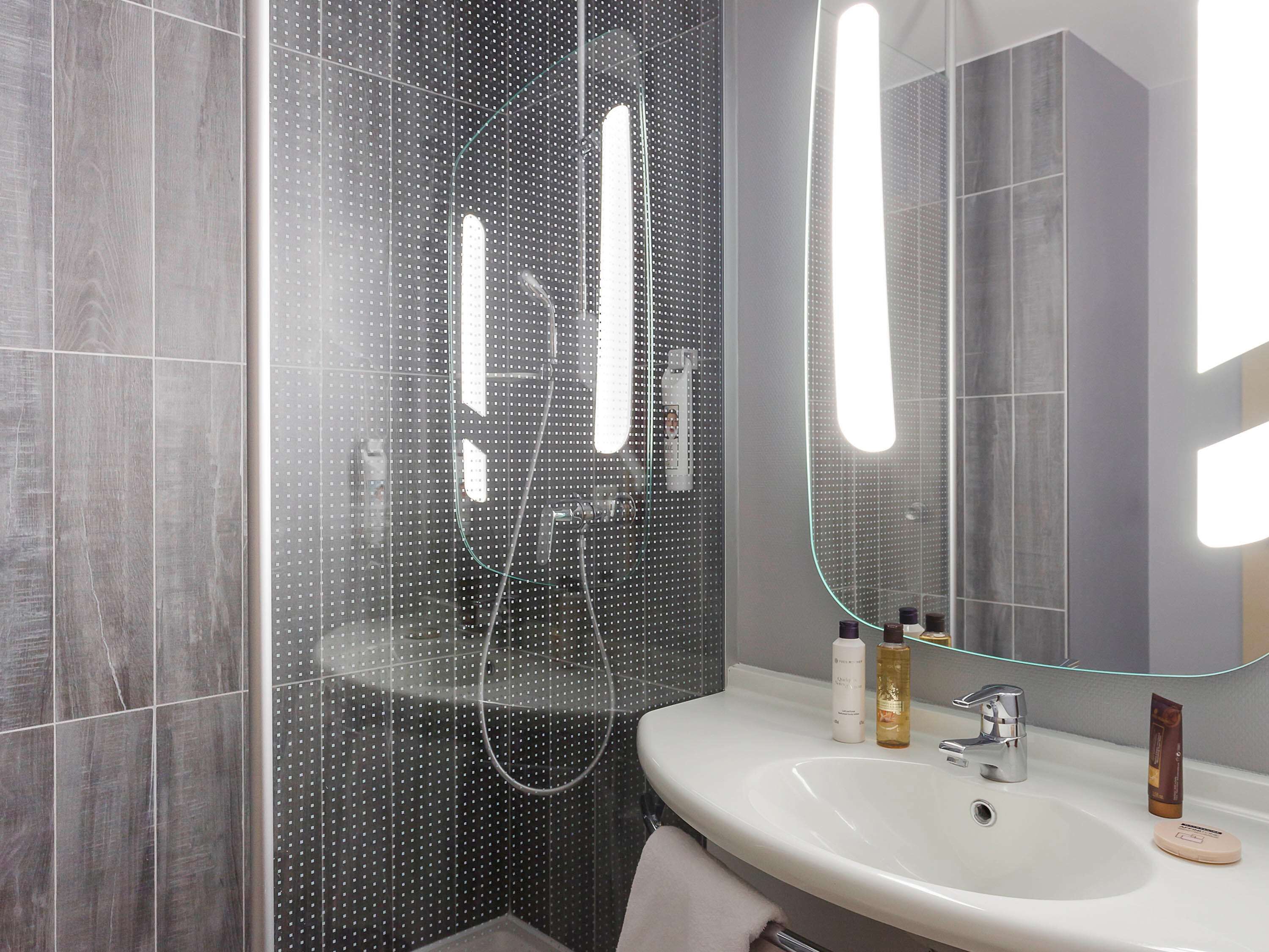 premium bedding, in-room safe, desk, blackout curtains