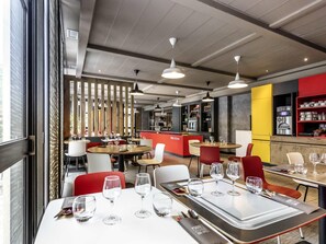 Restaurant - ibis Bourges (Bourges)
