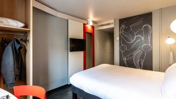 Chambre Standard, 1 lit double | Literie de qualité supérieure, coffres-forts dans les chambres, bureau