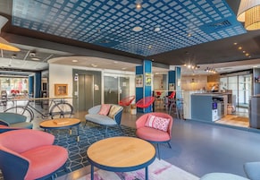 Sala de estar en el lobby