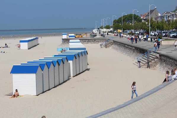 Point of interest - B&B Hotel Boulogne Sur Mer Centre Les Ports (Boulogne-sur-Mer)