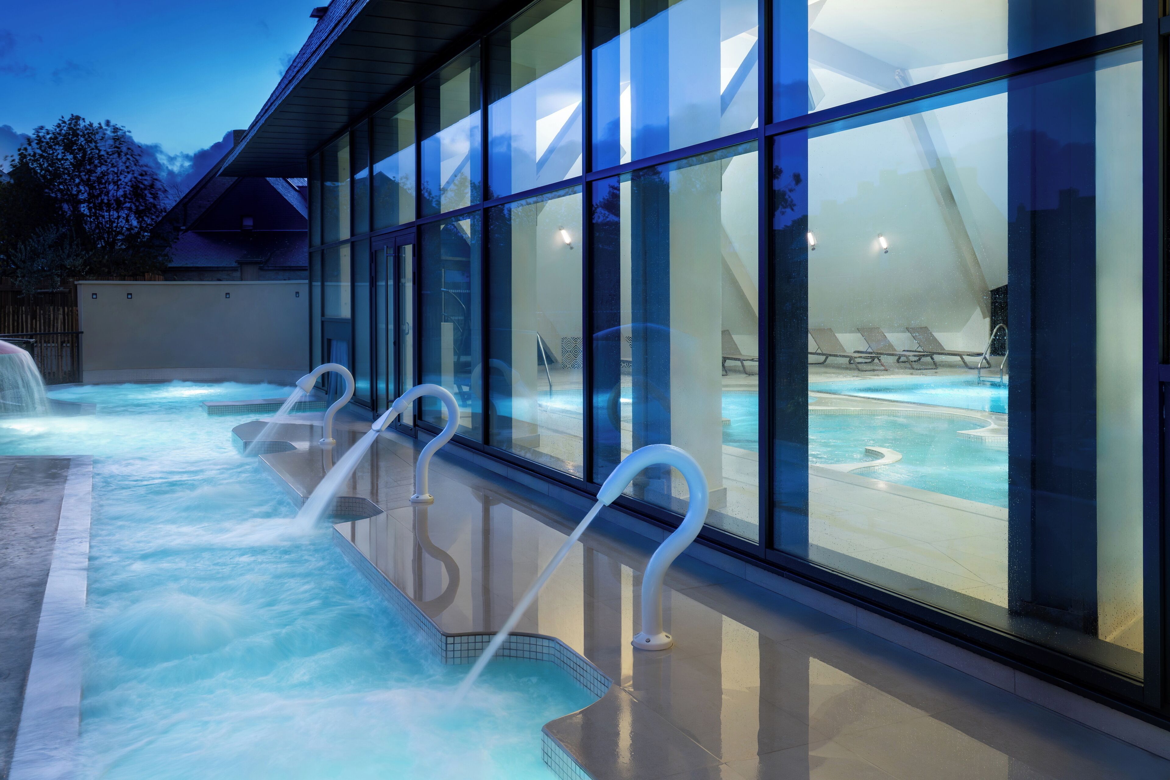 Indoor pool, outdoor pool, open 9:00 AM to 6:30 PM, free cabanas