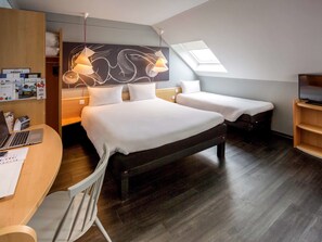In-room safe, desk, soundproofing, iron/ironing board
