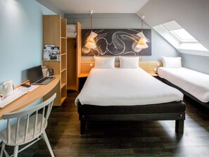 In-room safe, desk, soundproofing, iron/ironing board