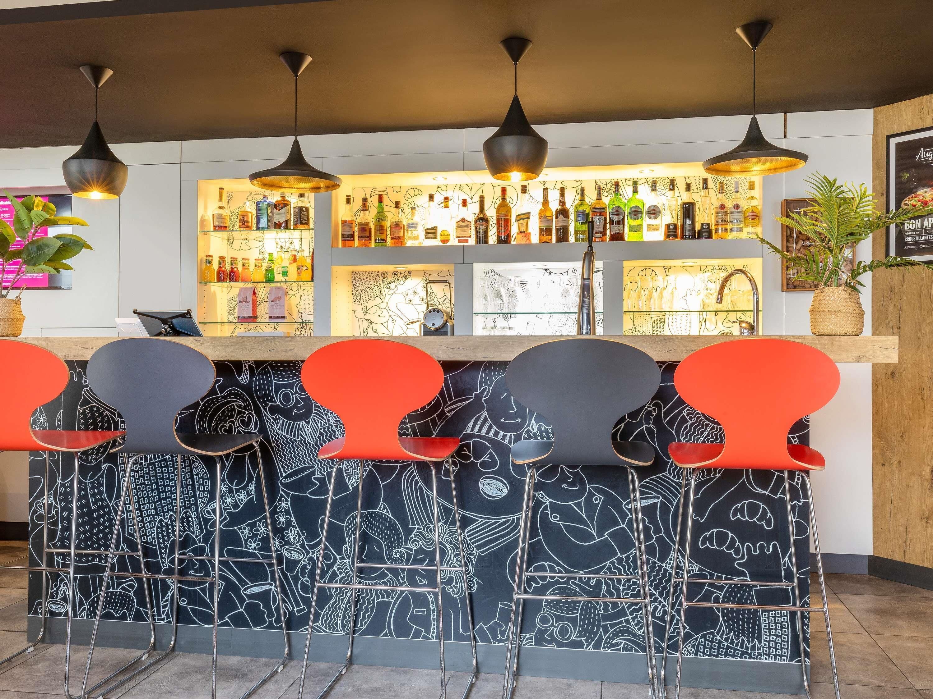 Bar (en la propiedad)