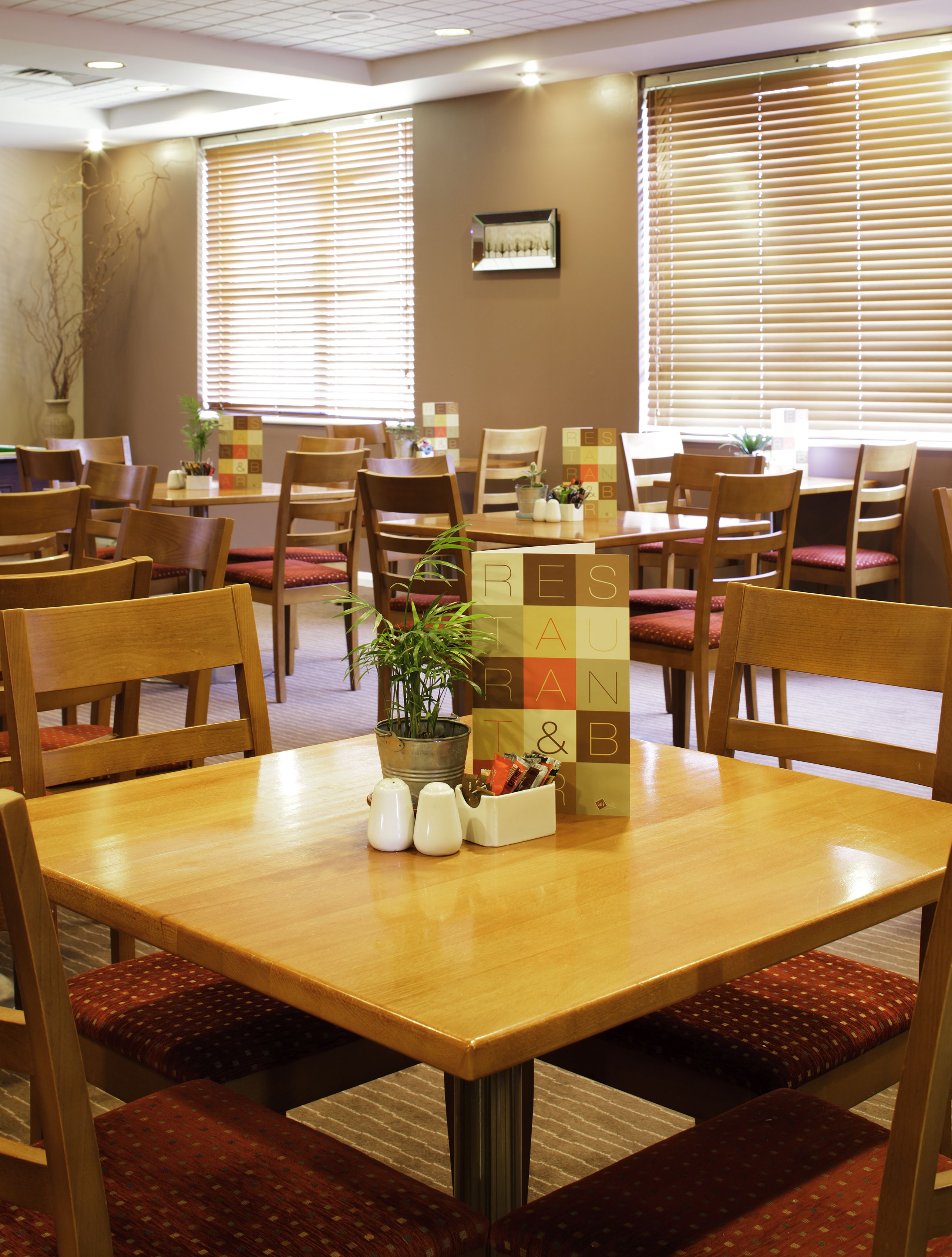 Photo - Ibis Chesterfield Centre – Market Town