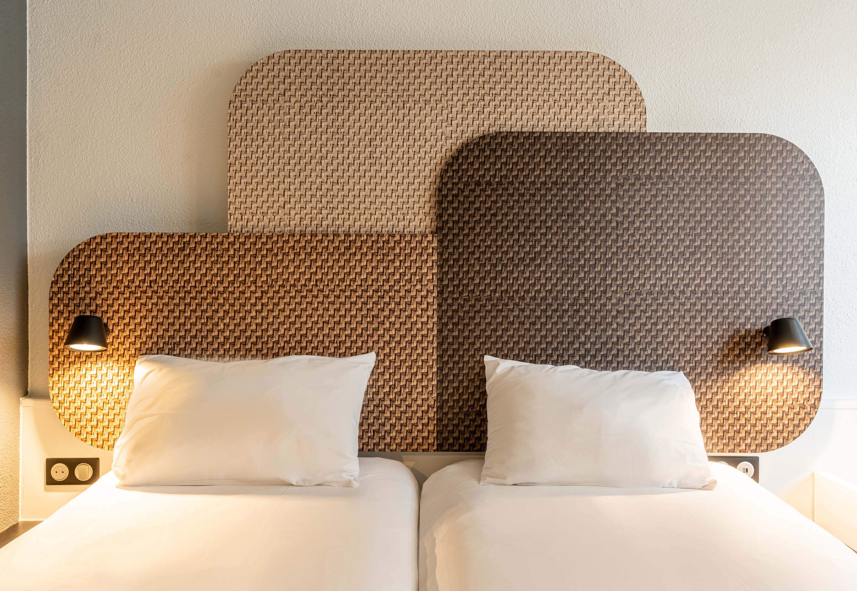 twin room, non smoking | 1 bedroom, desk, laptop workspace, soundproofing