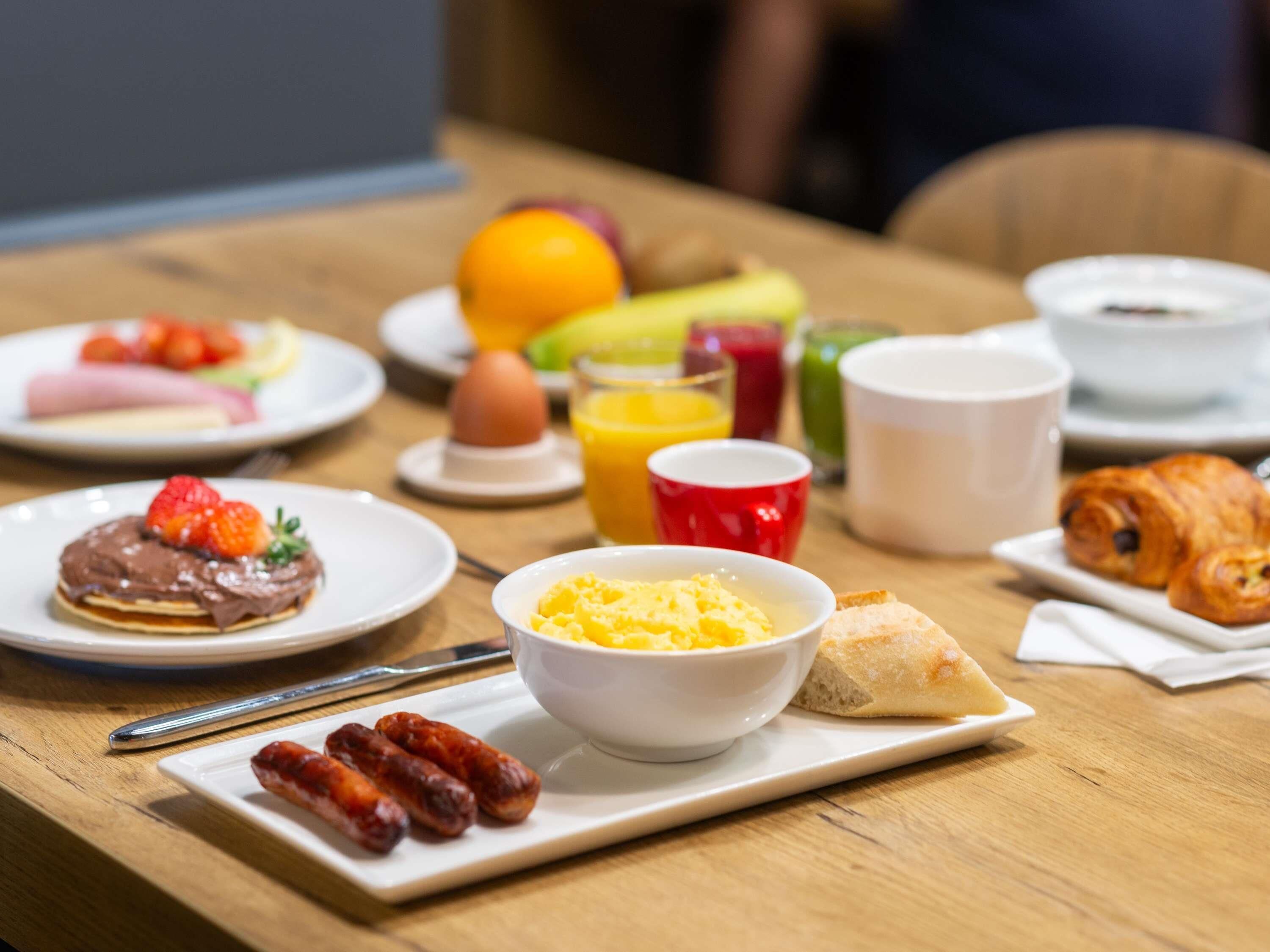 daily buffet breakfast (eur 13.90 per person)