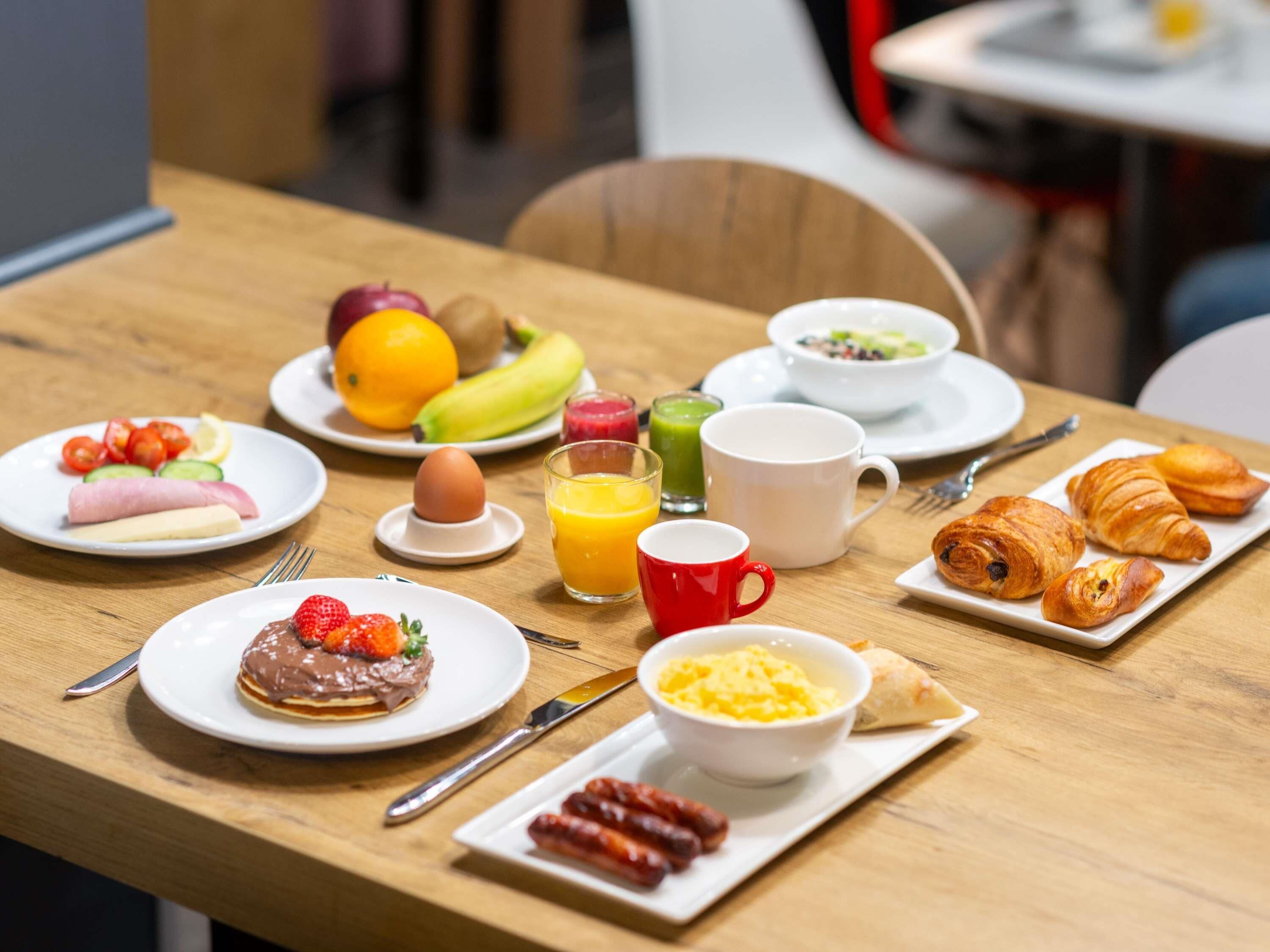 daily buffet breakfast (eur 13.90 per person)