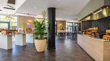 Gratis morgenmadsbuffet hver dag