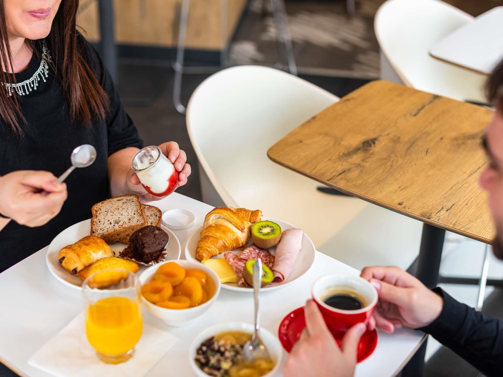 Dagelijks ontbijtbuffet (toeslag)