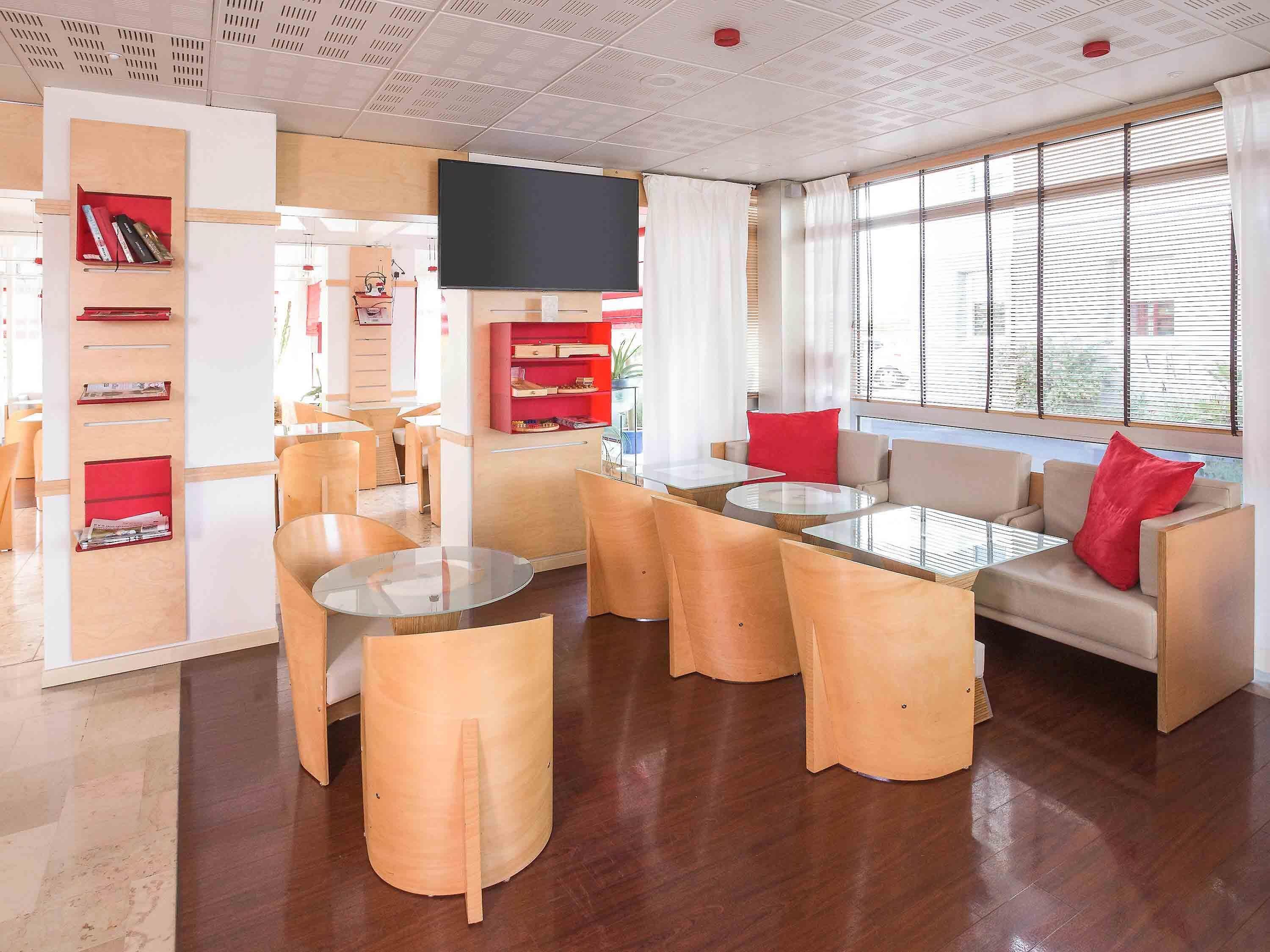 Bar (en el alojamiento)