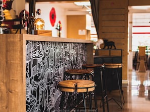 Bar (in der Unterkunft)