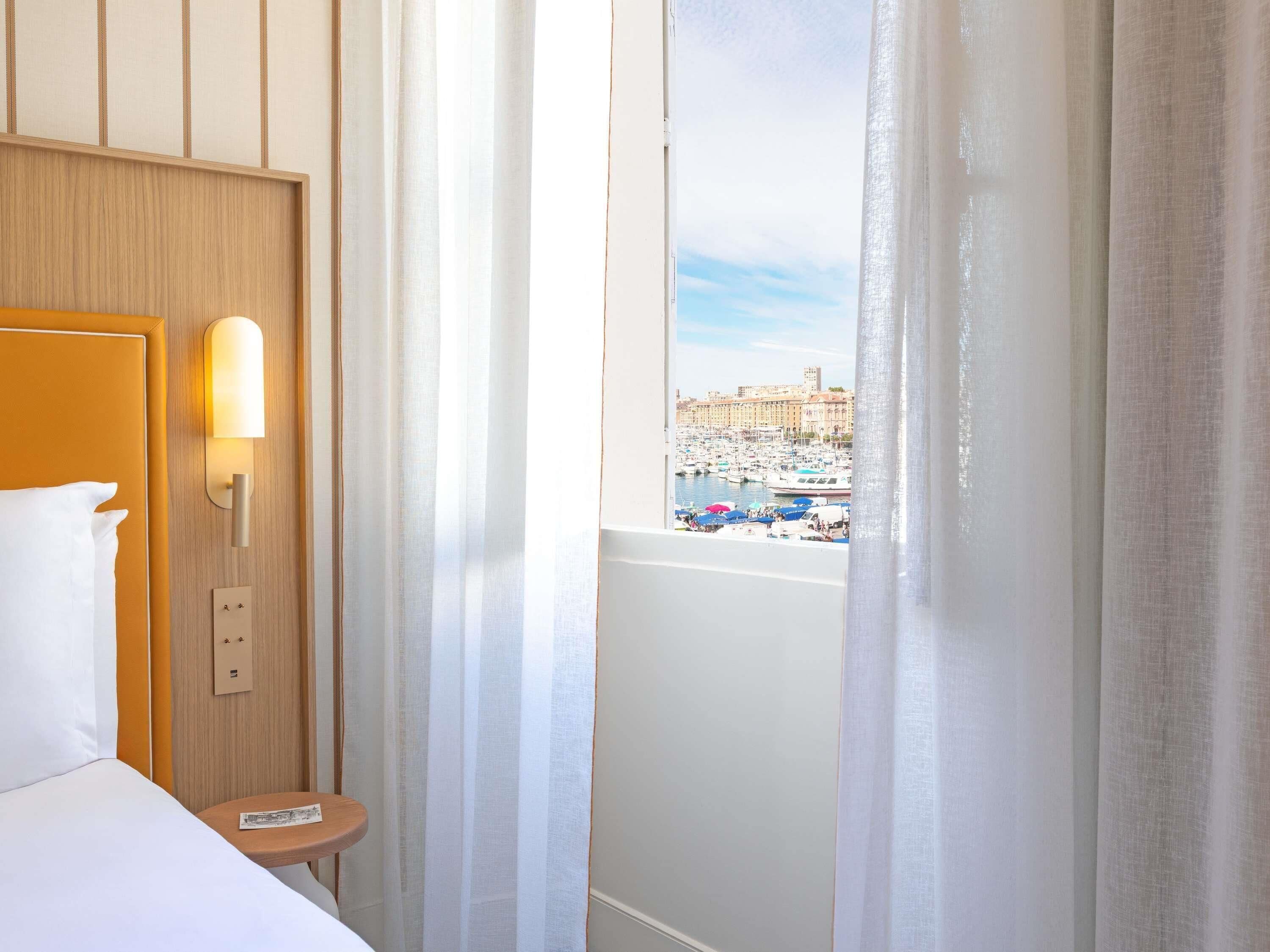 Ropa de cama de alta calidad y colchones con pillow-top 