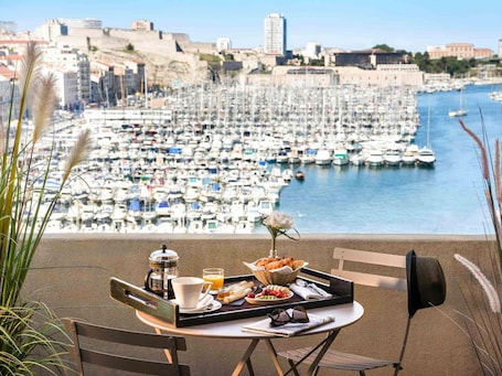 Suite, 1 King Bed, Terrace. Grand Hotel Beauvau Marseille Vieux-Port - MGallery Collection