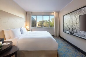 Literie de qualité supérieure, surmatelas, minibar
