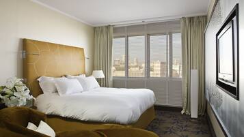 Premium bedding, pillow-top beds, minibar, in-room safe