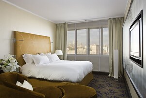 Luxury Room, 1 King Bed (Old Port View, Spa and Gym Access) | Premium bedding, pillowtop beds, minibar, in-room safe