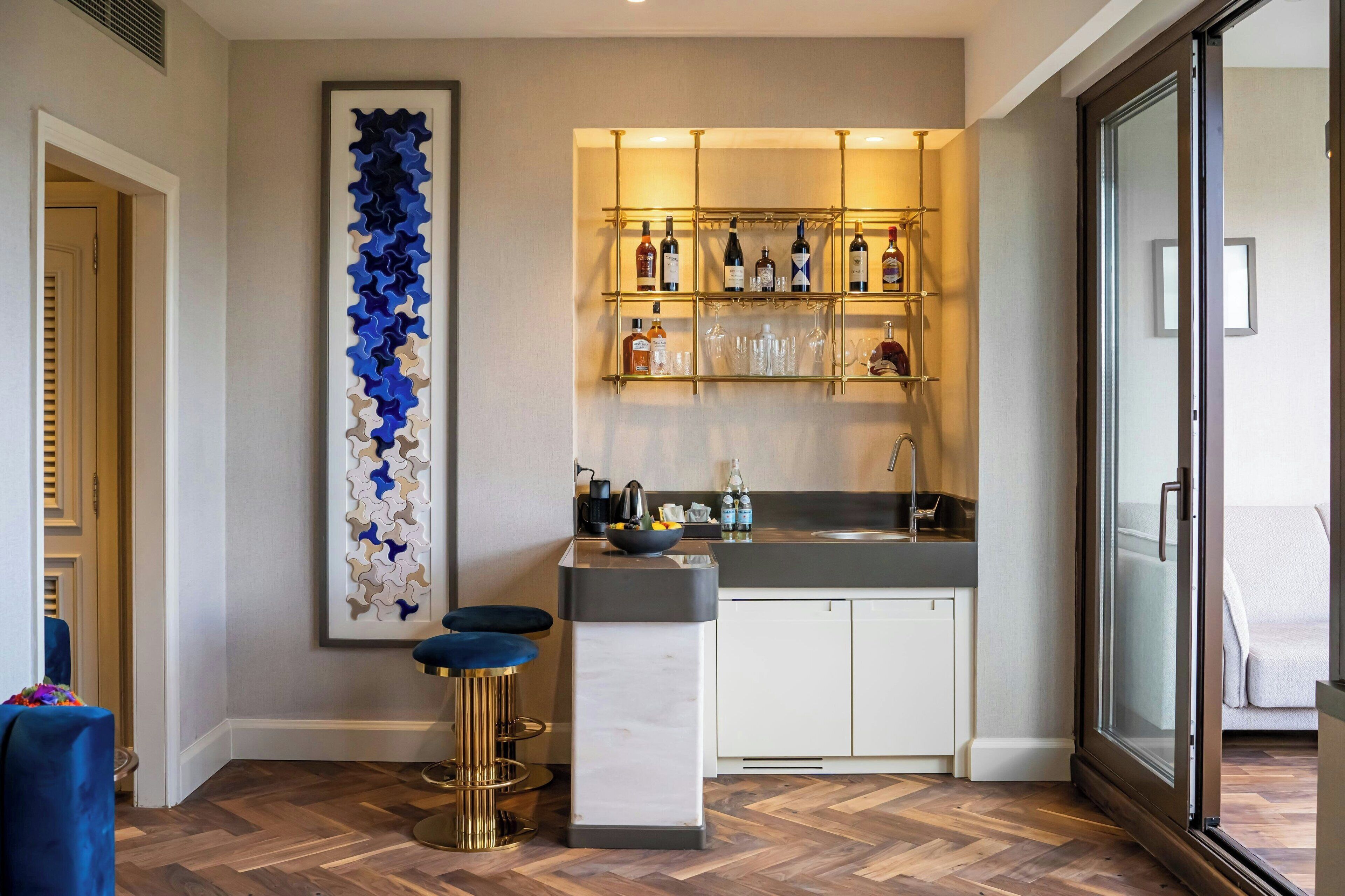 Club Suite, 1 Bedroom, Smoking
