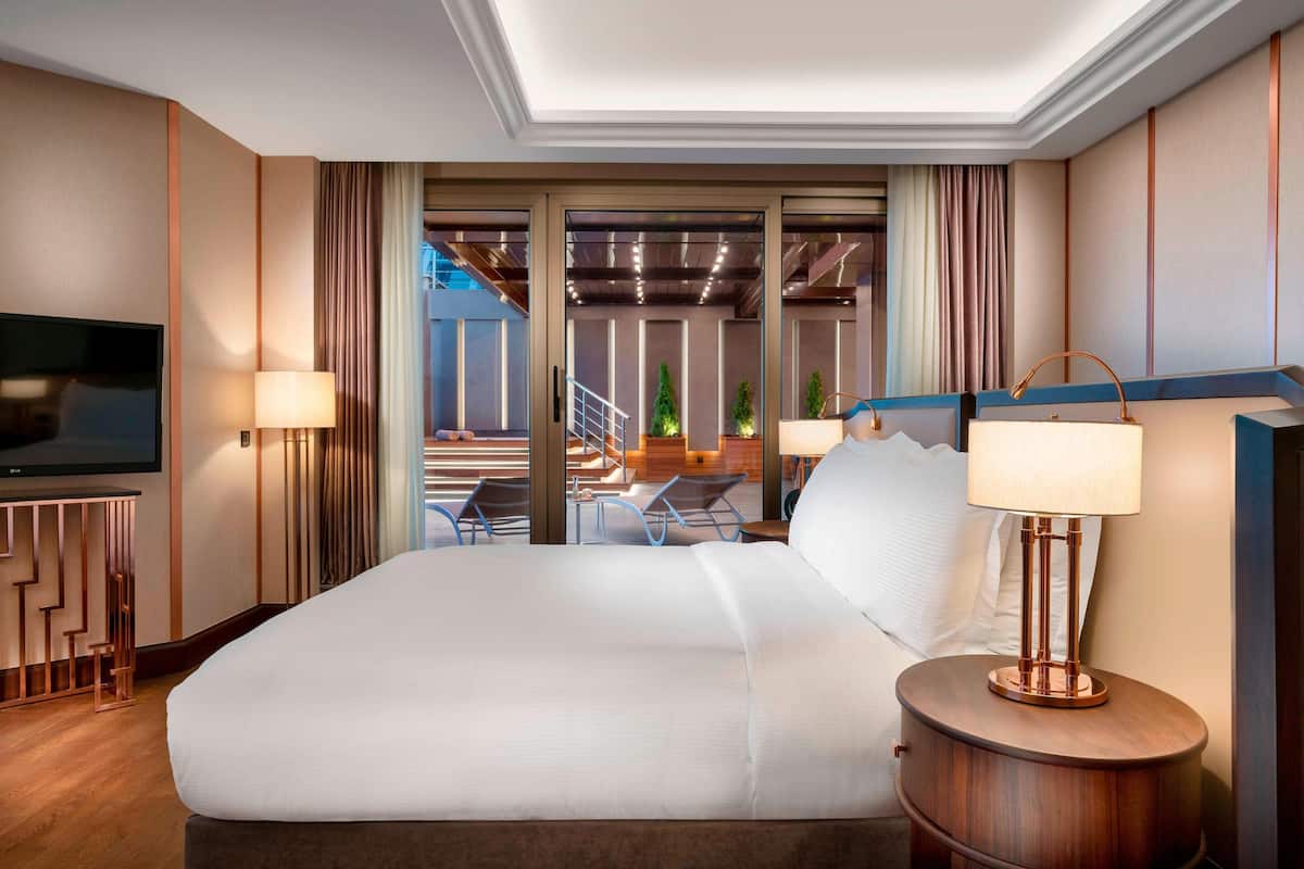 Presidential Suite, 1 King Bed with Sofa bed | 1 bedroom, Egyptian cotton sheets, premium bedding, down comforters