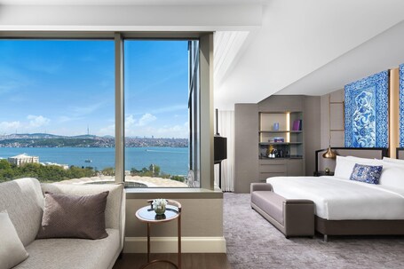 The Ritz Carlton, Istanbul - Image 4