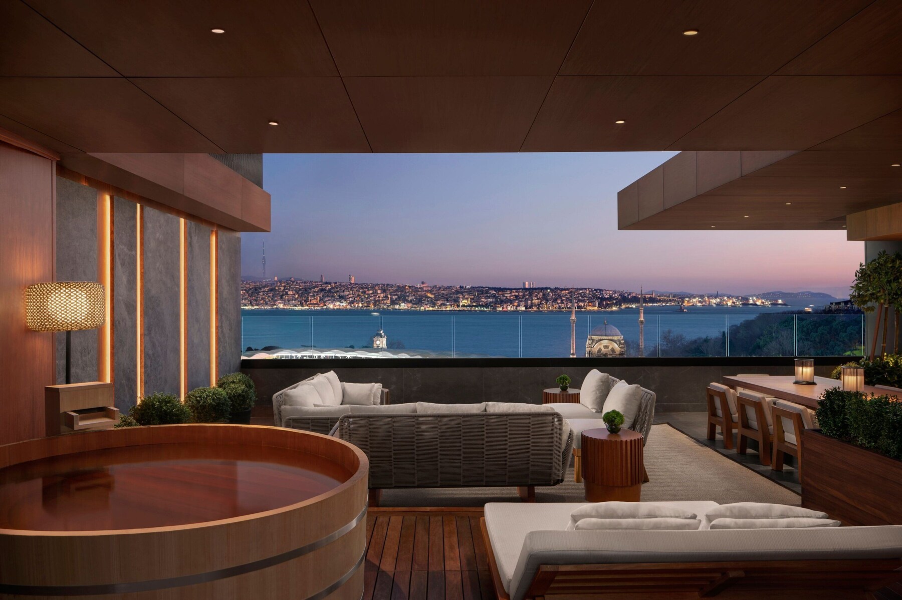 Club Suite, 1 King Bed with Sofa bed, Smoking | View from room