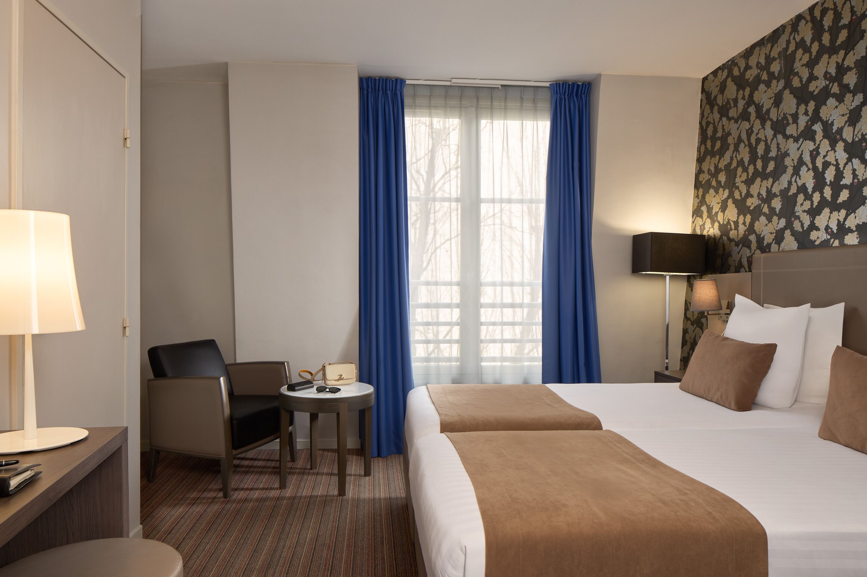 comfort twin room | 1 bedroom, in-room safe, desk, iron/ironing board