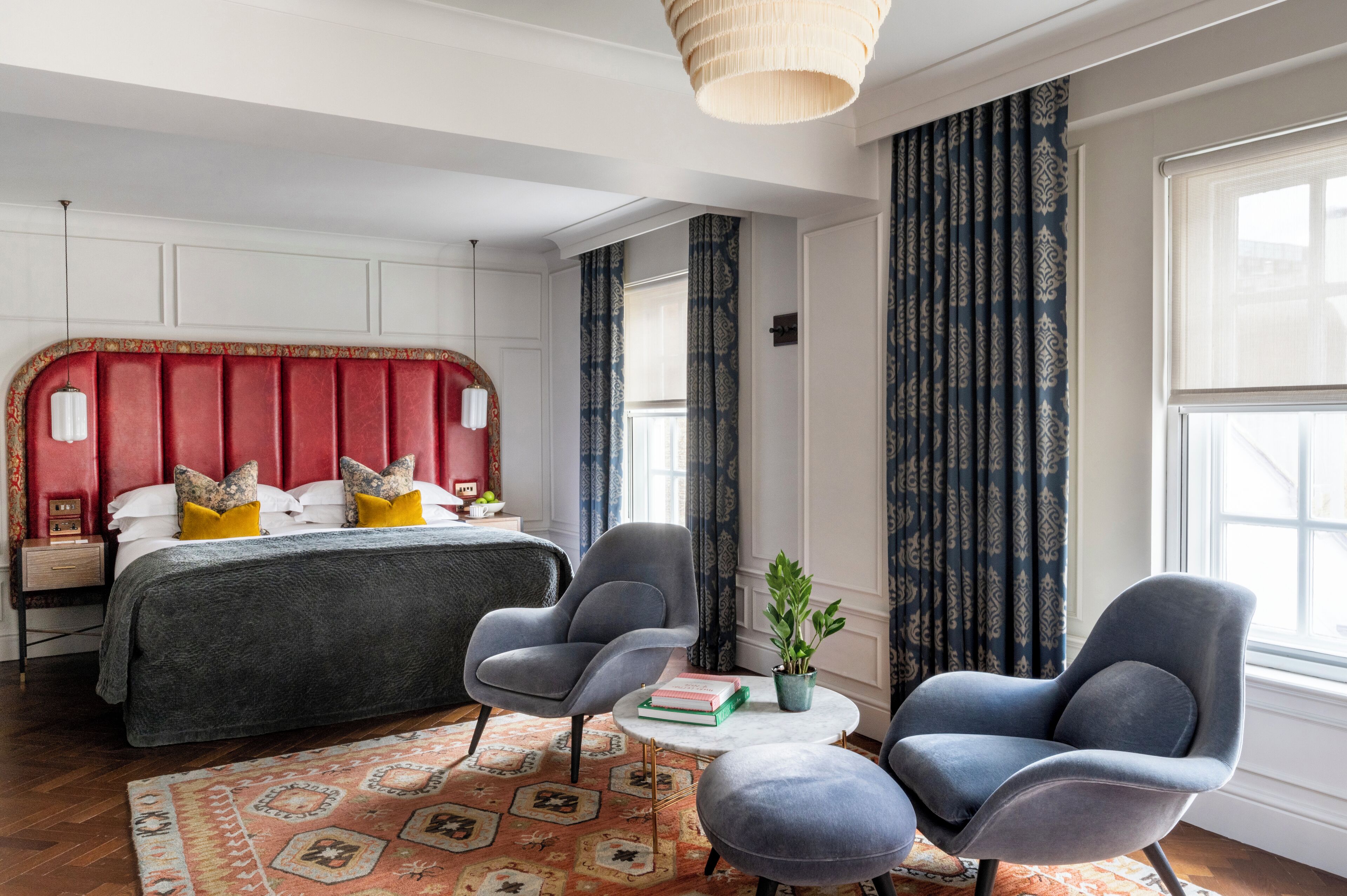 奢华开间套房, 1 张特大床 | 高档床上用品、客房内保险箱、特色装修、特色家居