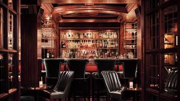 Cocktail bar