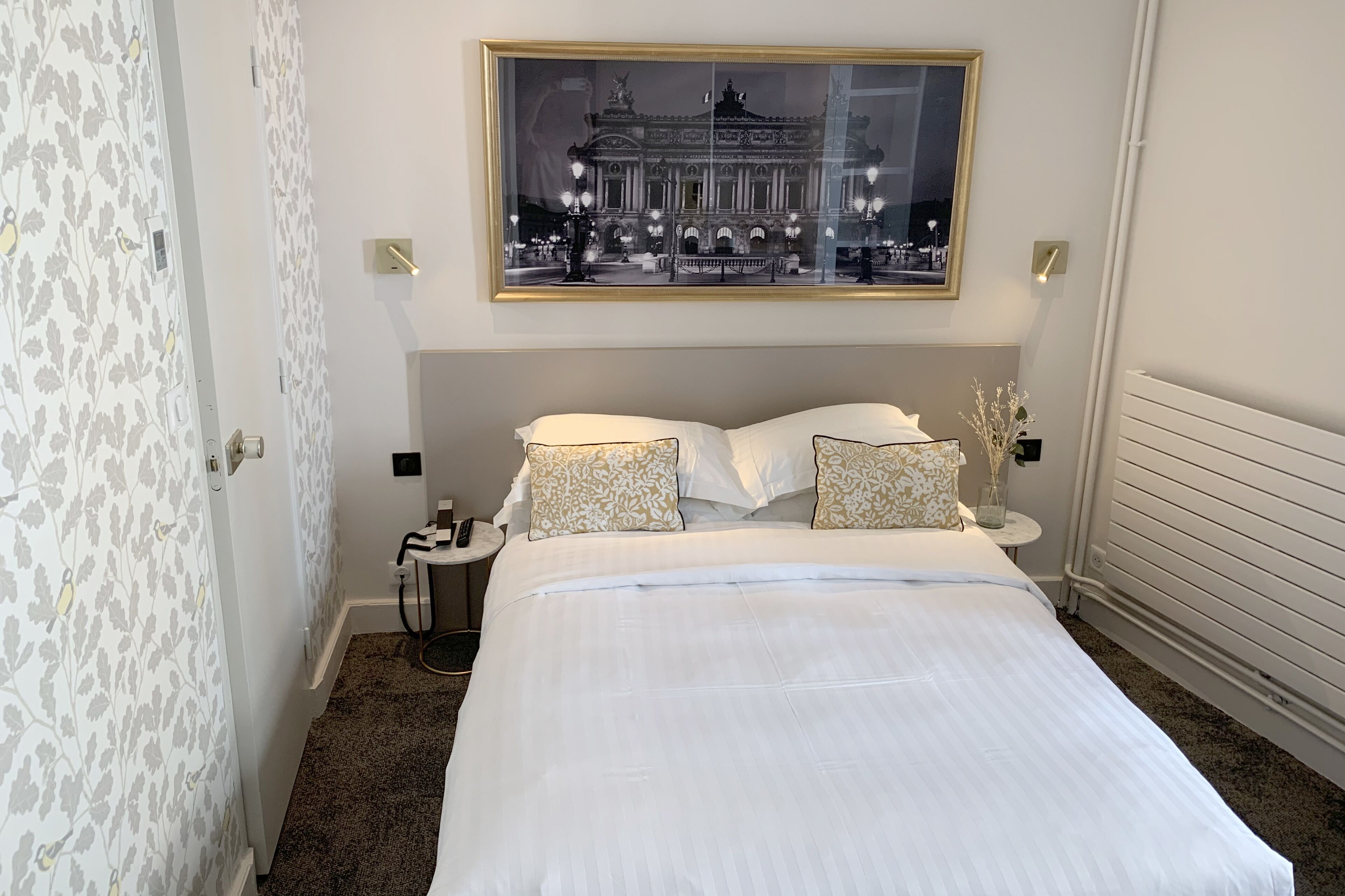 in-room safe, desk, soundproofing, free cots/infant beds