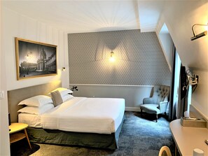 Superior Room | In-room safe, desk, soundproofing, free cribs/infant beds