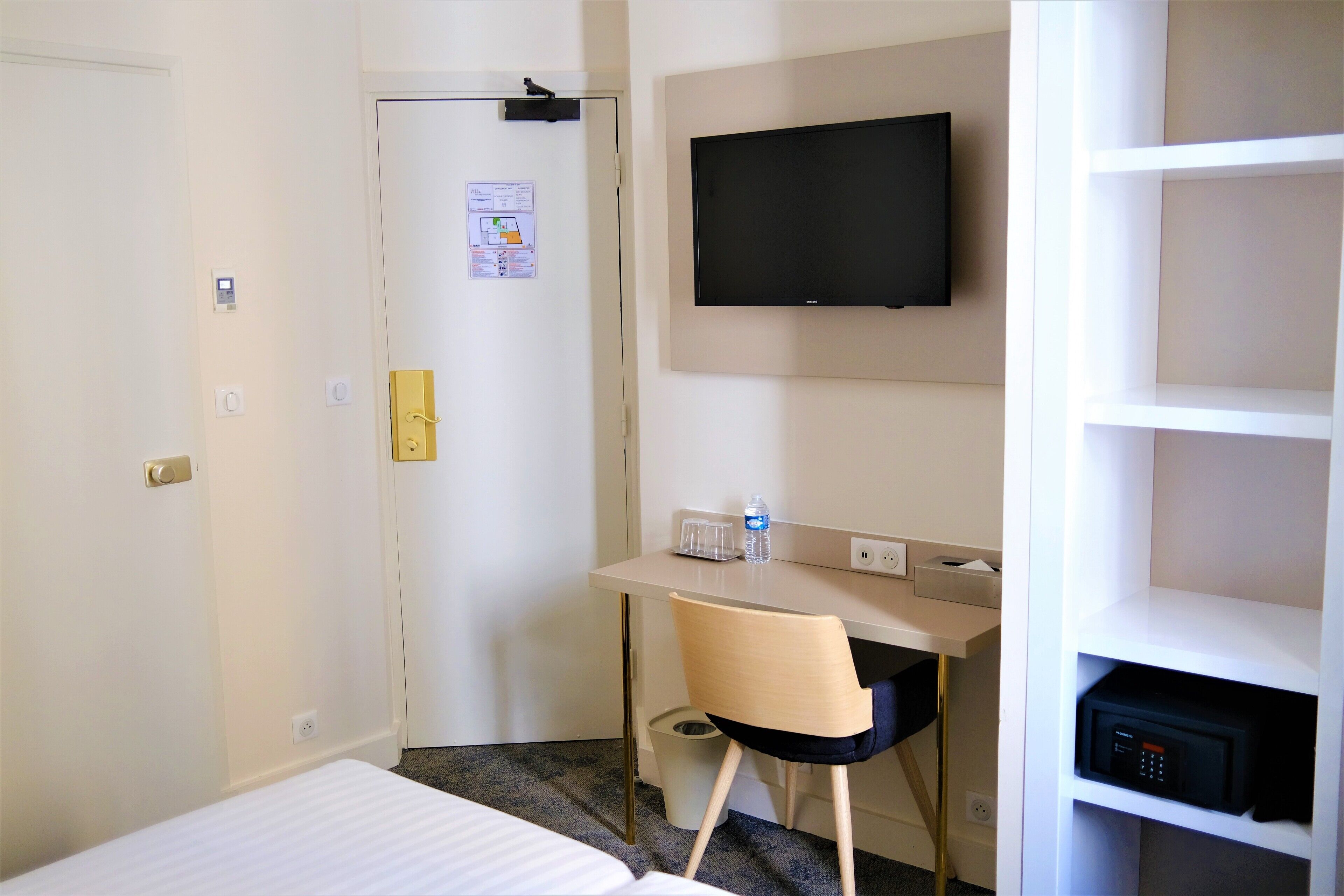 double room | in-room safe, desk, soundproofing, free cots/infant beds